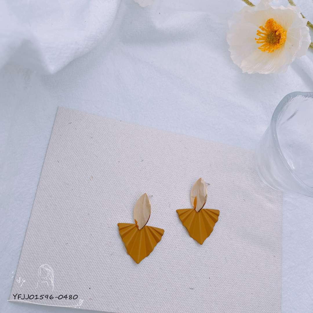 Korean Version Of All Fashion Paint New Earrings details Picture