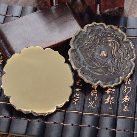 厂家直销铜八卦全铜双龙梅花镜铜怀镜批发