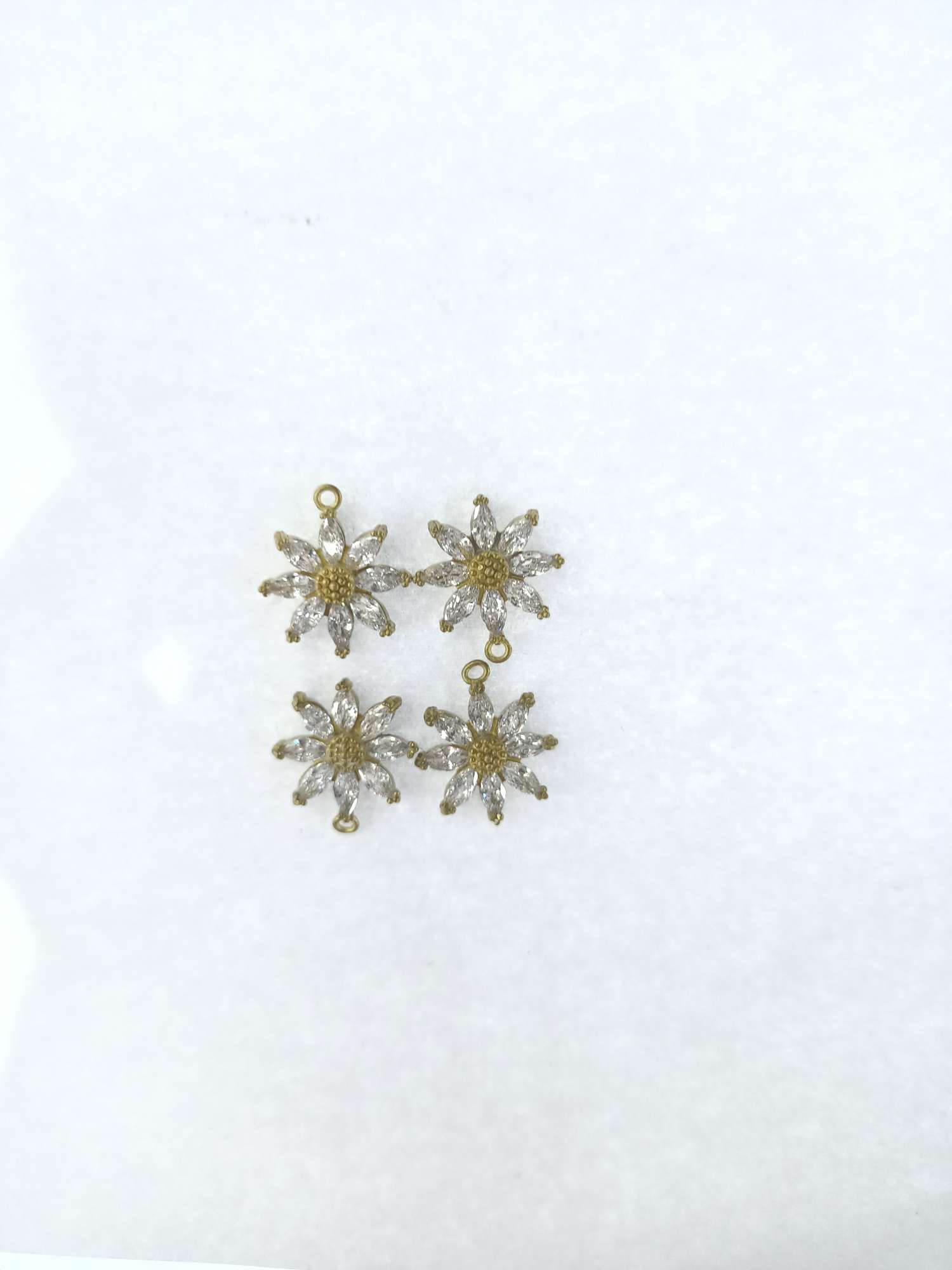 Copper - inlaid zirconium chrysanthemum thumbnail