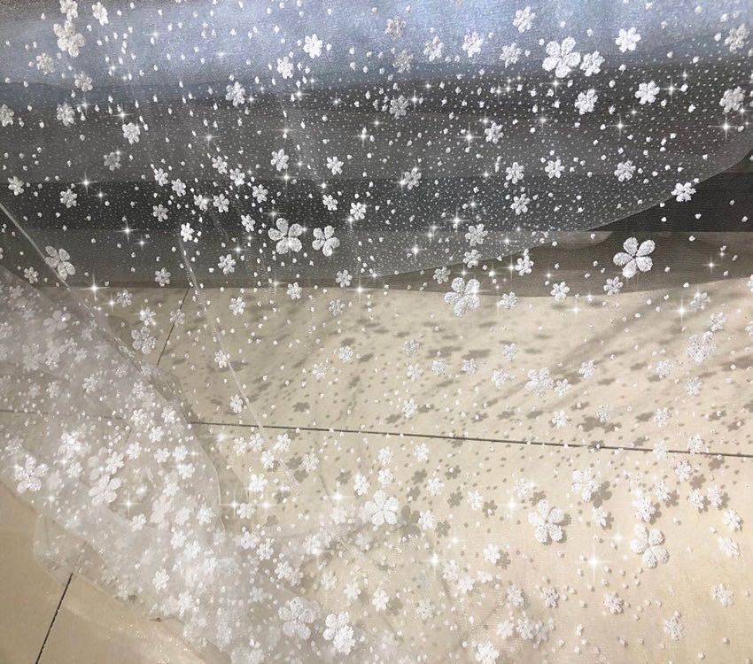 白七彩梅花产品图