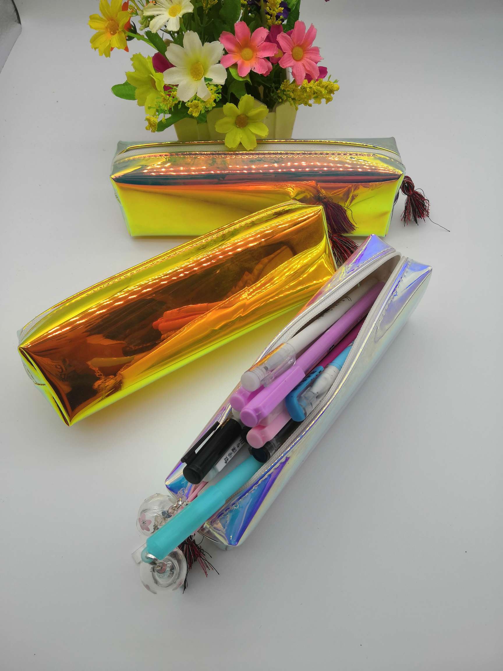 纯色透明幻彩TPU防水铅笔盒笔袋详情图2