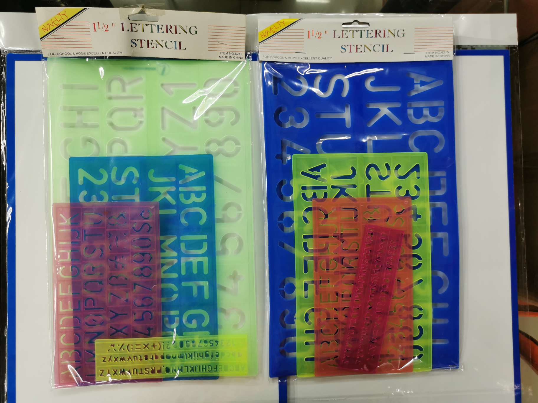 4PC最大号字母板义乌汨罗市文化用品厂直销处精美产品