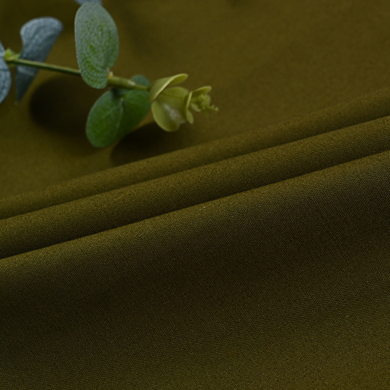 Factory direct sales of 45-count plain weave dyed lining fabric T/C polyester-cotton 96*72 eco-friendly tablecloth pocket fabric edge strips details Picture