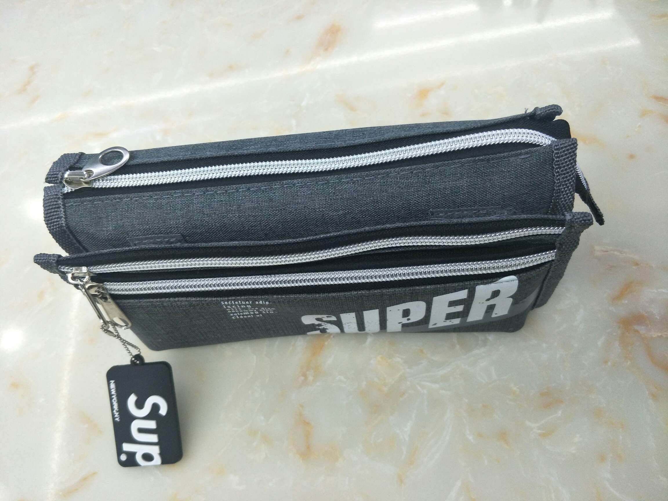 三层拉链带手提笔袋，喜欢的可以先咨询客服细节图