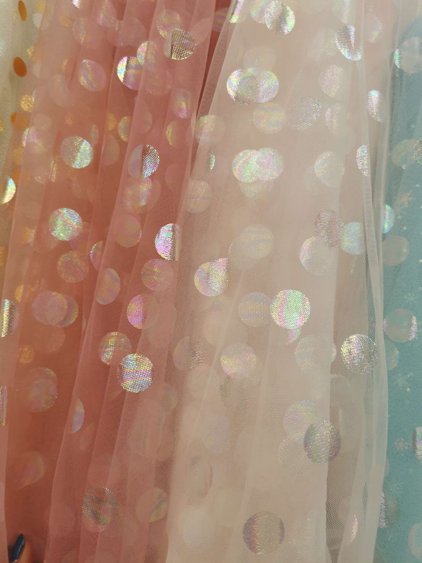 Iridescent large dot details Picture