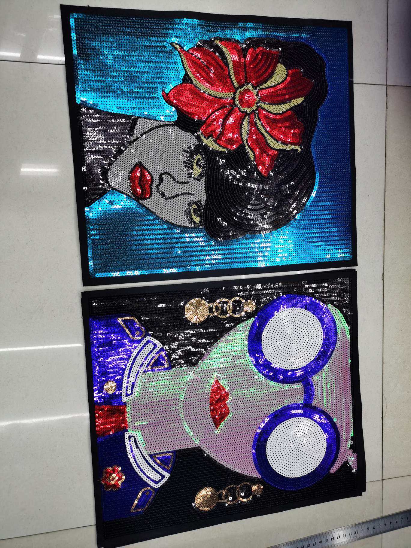 The size of the sequined embroidered bag is 40*35