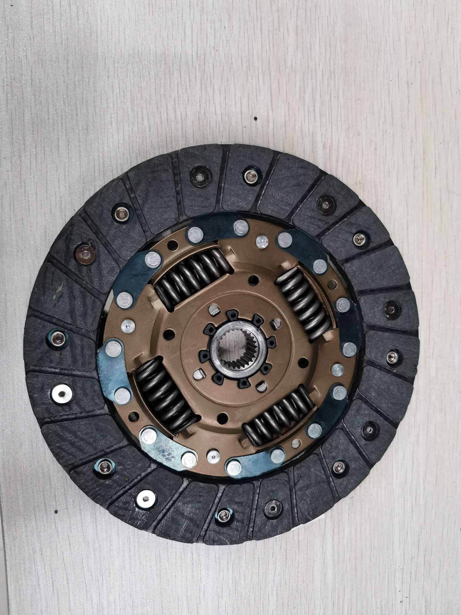 Volkswagen 1862402031 Clutch Disc details Picture