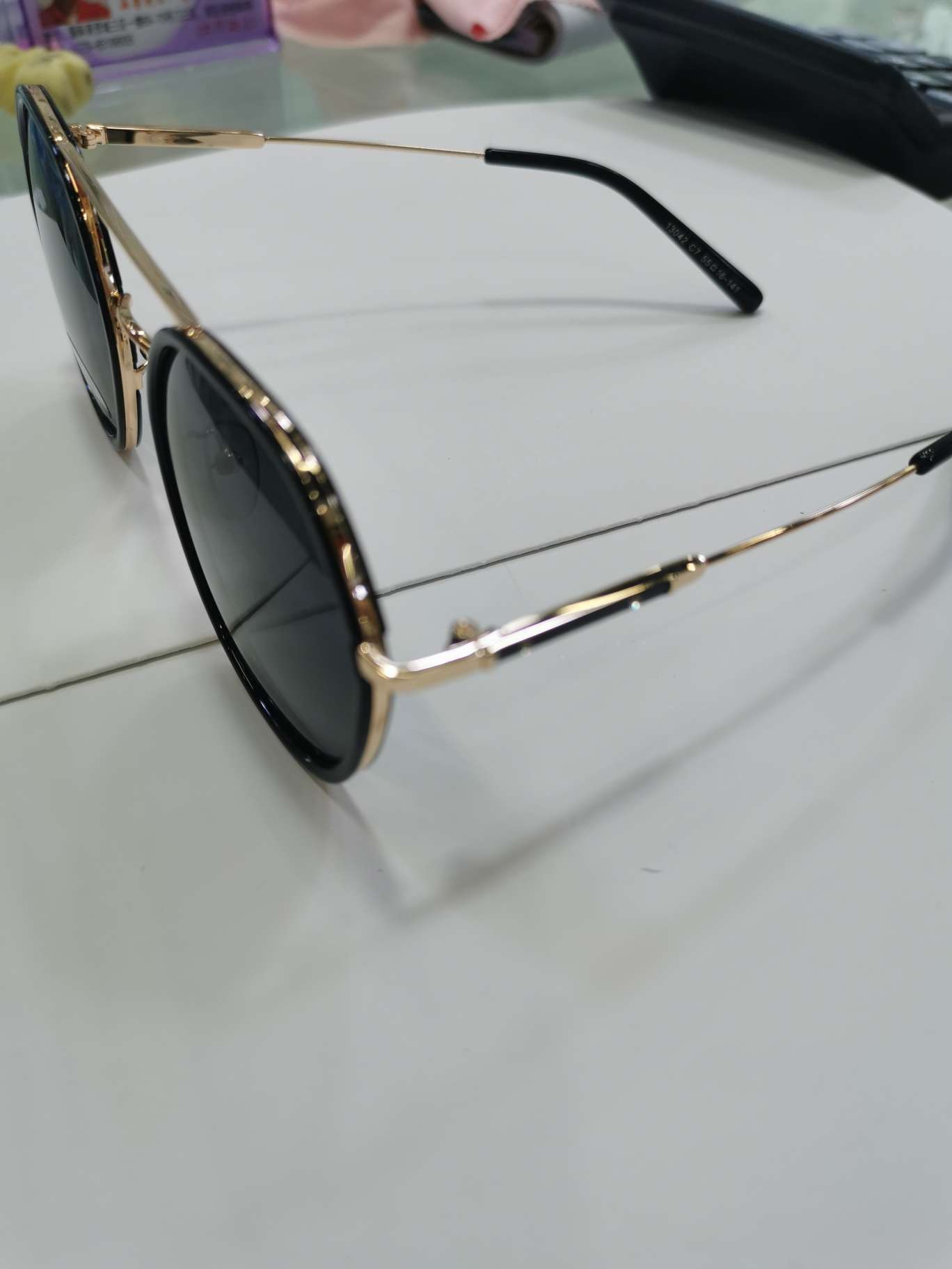النظارات الشمسية Specification image