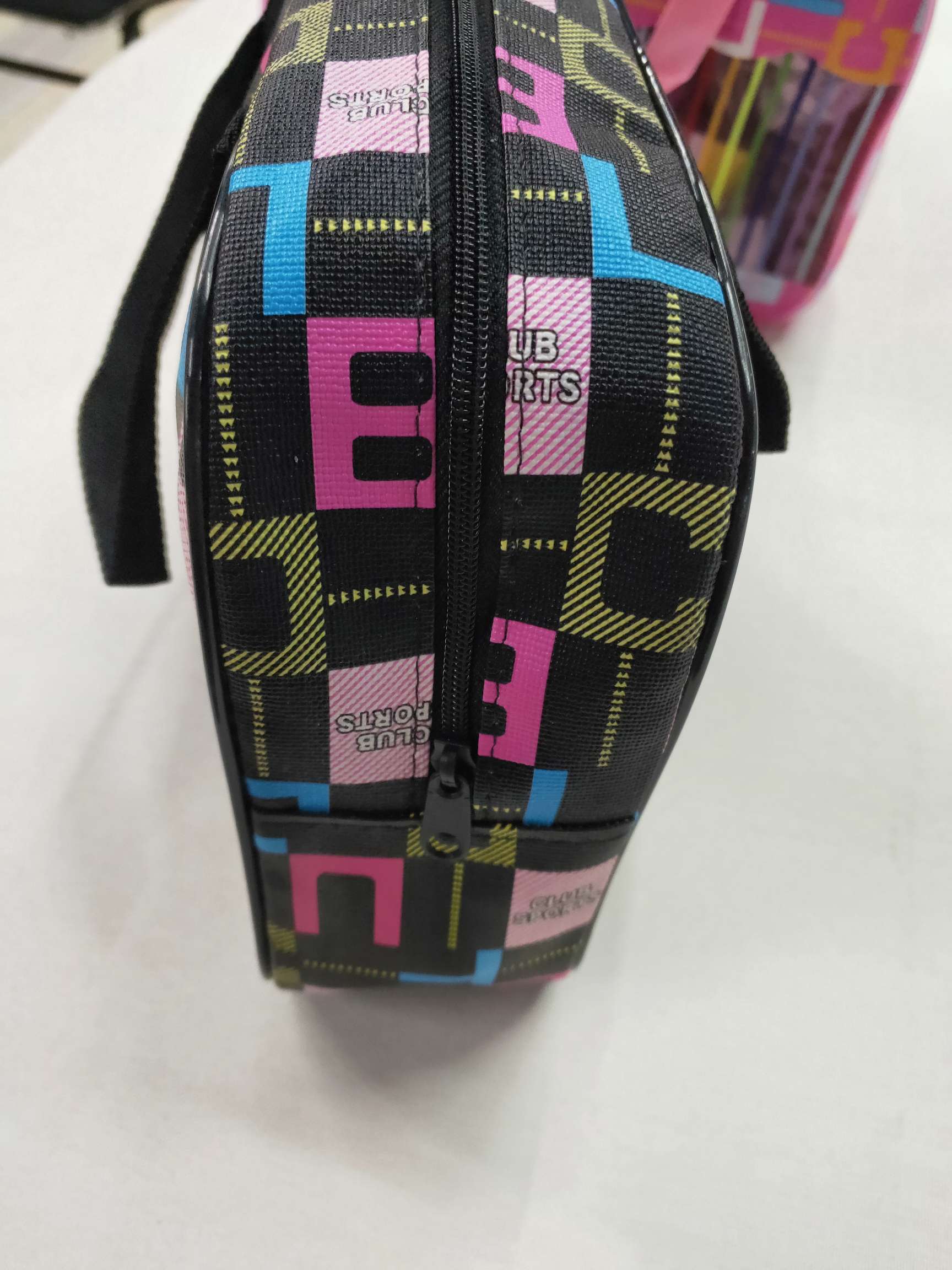 运动字母浴包产品图