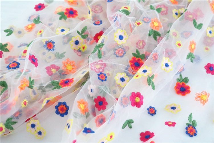Seven-color embroidery details Picture