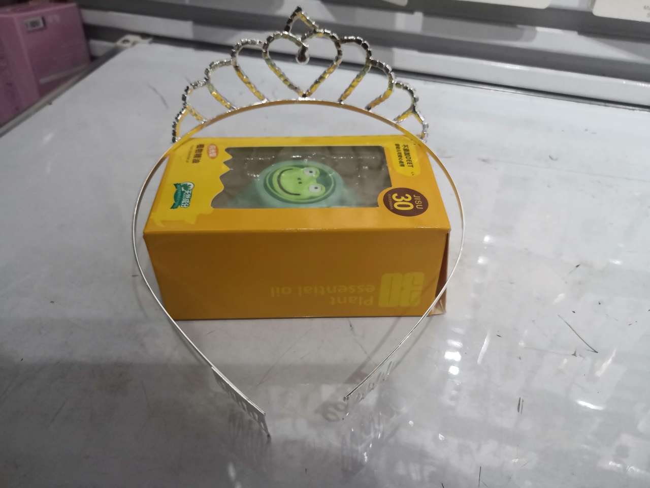 Bride's crown Item Picture
