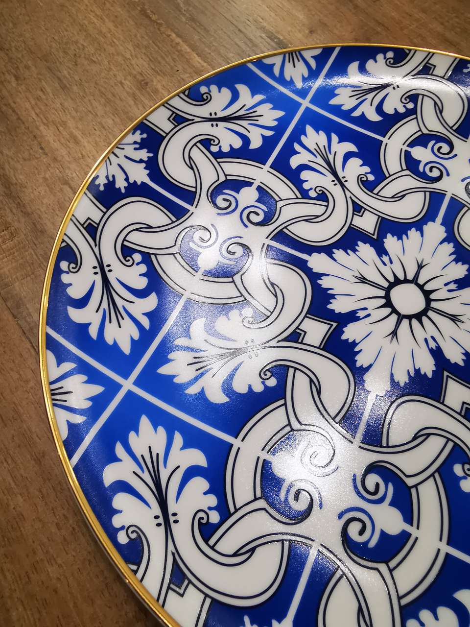 12-inch enlarged bone China cloisonne dinner plate Application Scenario