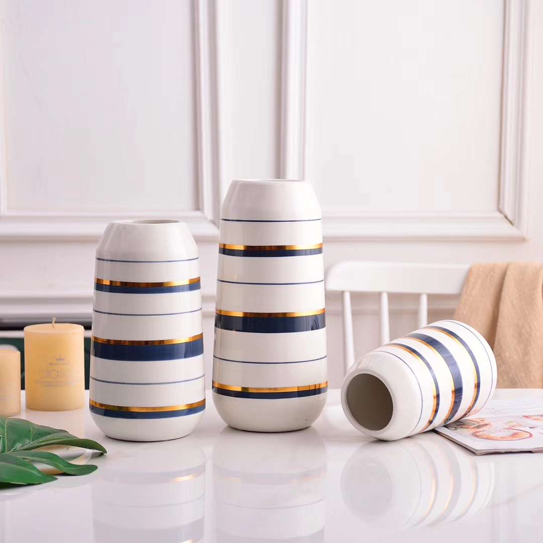 陶瓷工艺品实物图