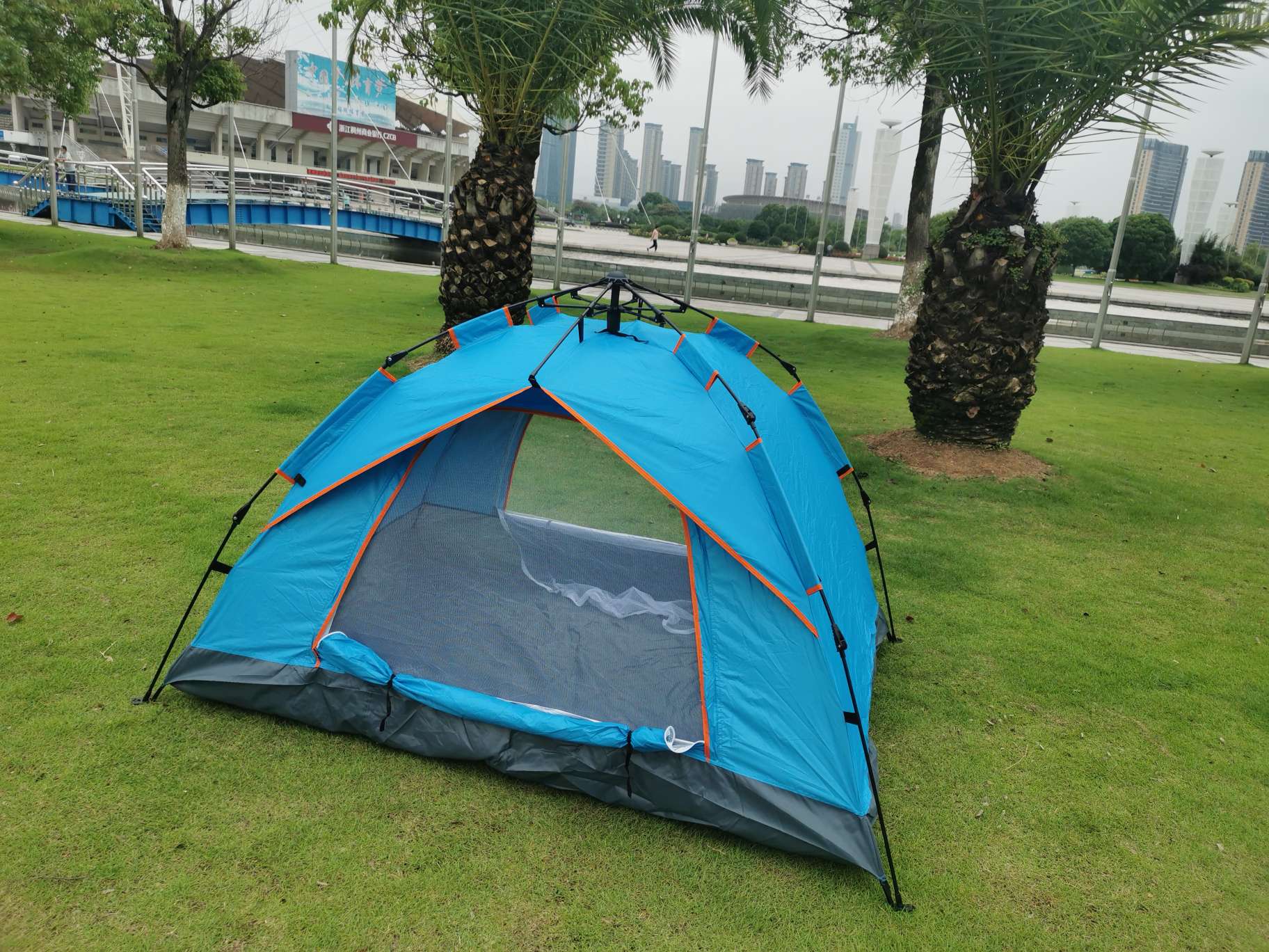 Outdoor fully automatic compression camping tent, double outdoor camping tent details Picture