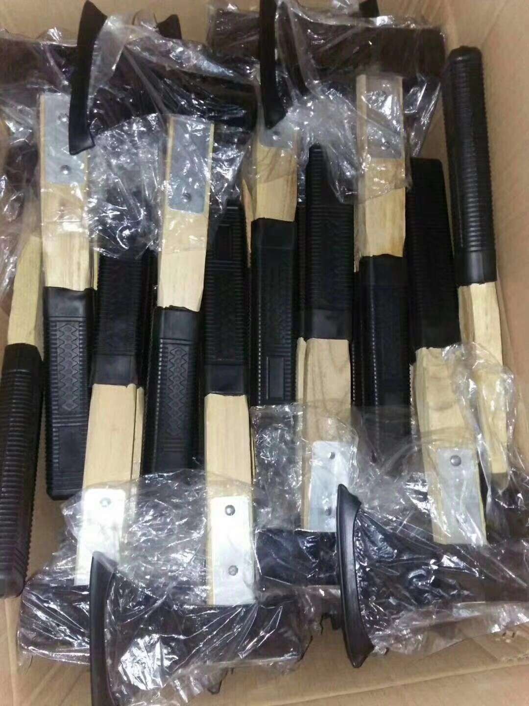 正浩五金斧头铁柄木柄橡胶柄木工斧剁骨砍柴伐木家用小斧头敲击锻打加固斧连体柄户外护身多功能