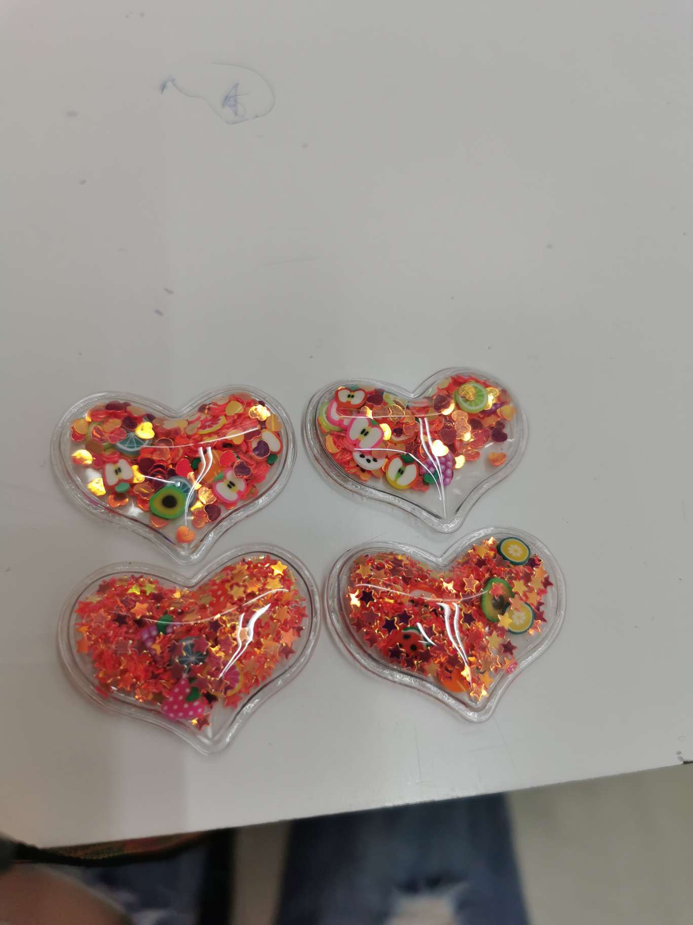 4 centimeters of transparent air heart