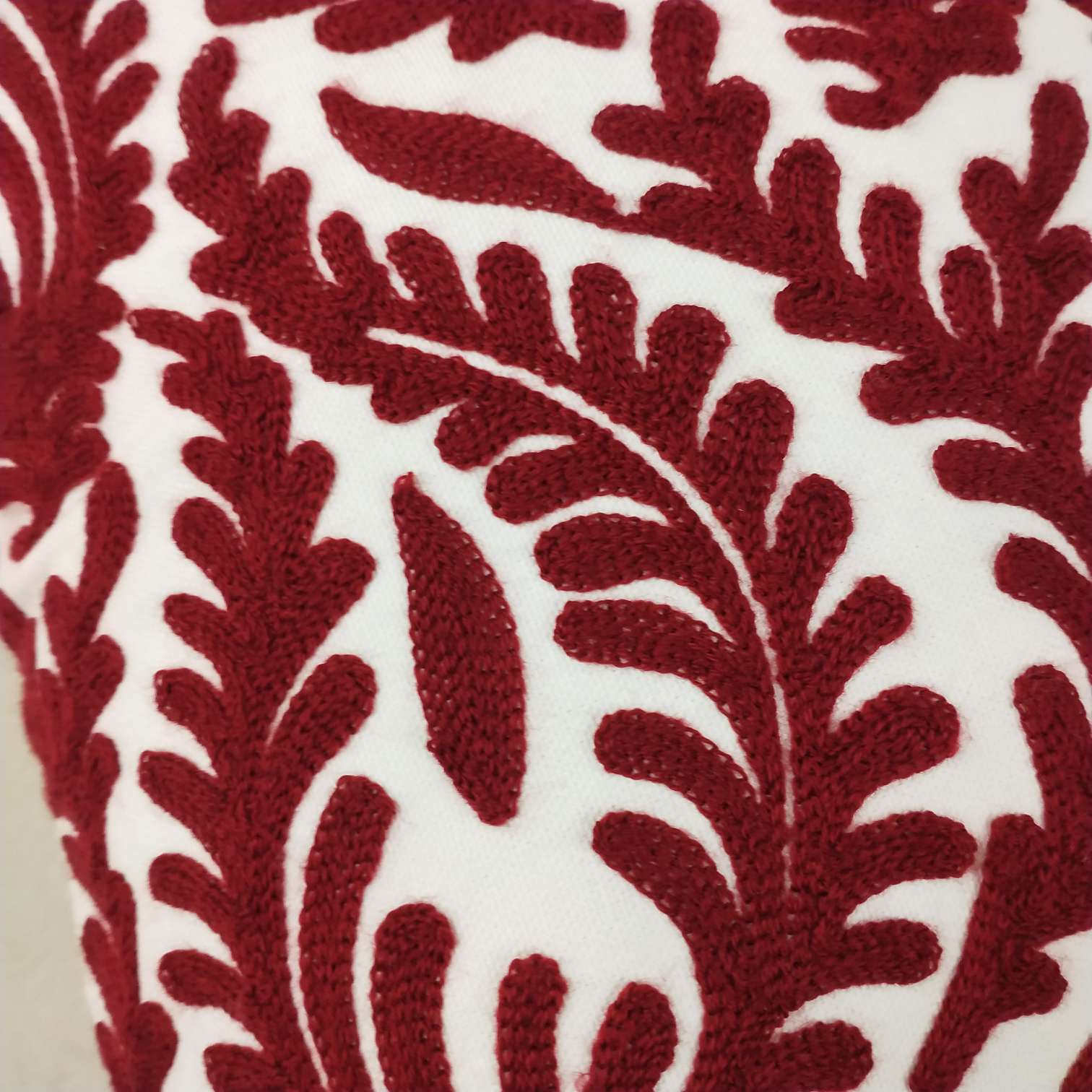 Europe type sitting room sofa back of a chair is contemporary and contracted embroider holds pillow details Picture