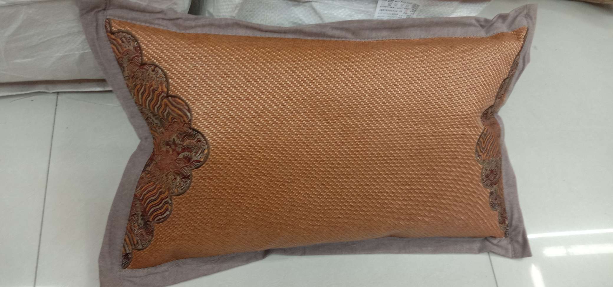 Classical Wind Ice The Pillow details Picture