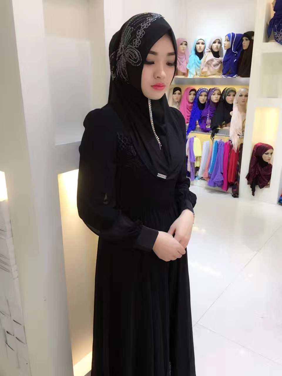 Manufacturer direct Muslim headscarf crystal hemp thin face cover sewn large butterfly head cover customized undefined