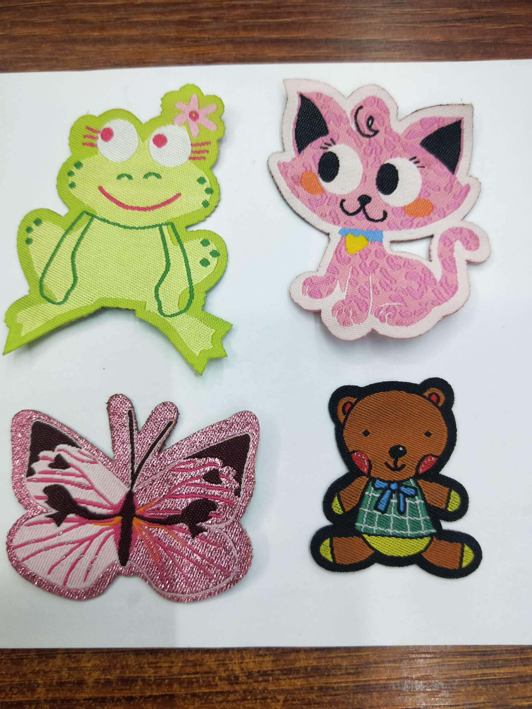 各种镭射粘称标