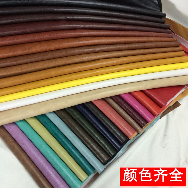 Factory direct sales of popular new oil-wax small lychee leather, large stock of high, medium and low grade luggage, sofa, shoe materials and fabrics Application Scenario