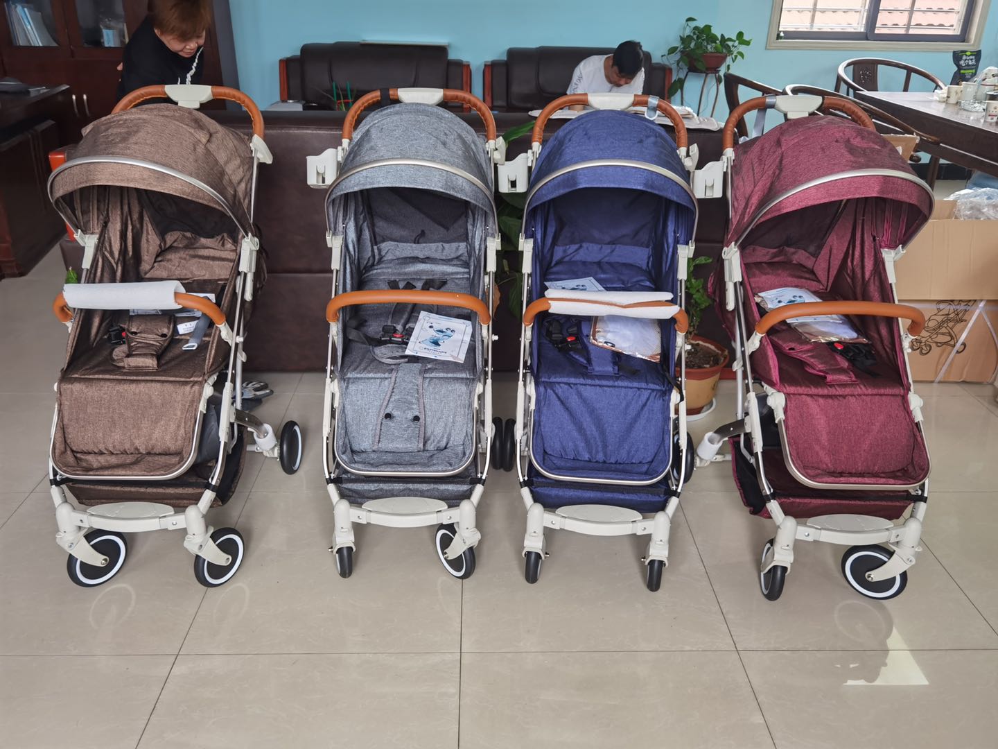 Reclining trolley details Picture