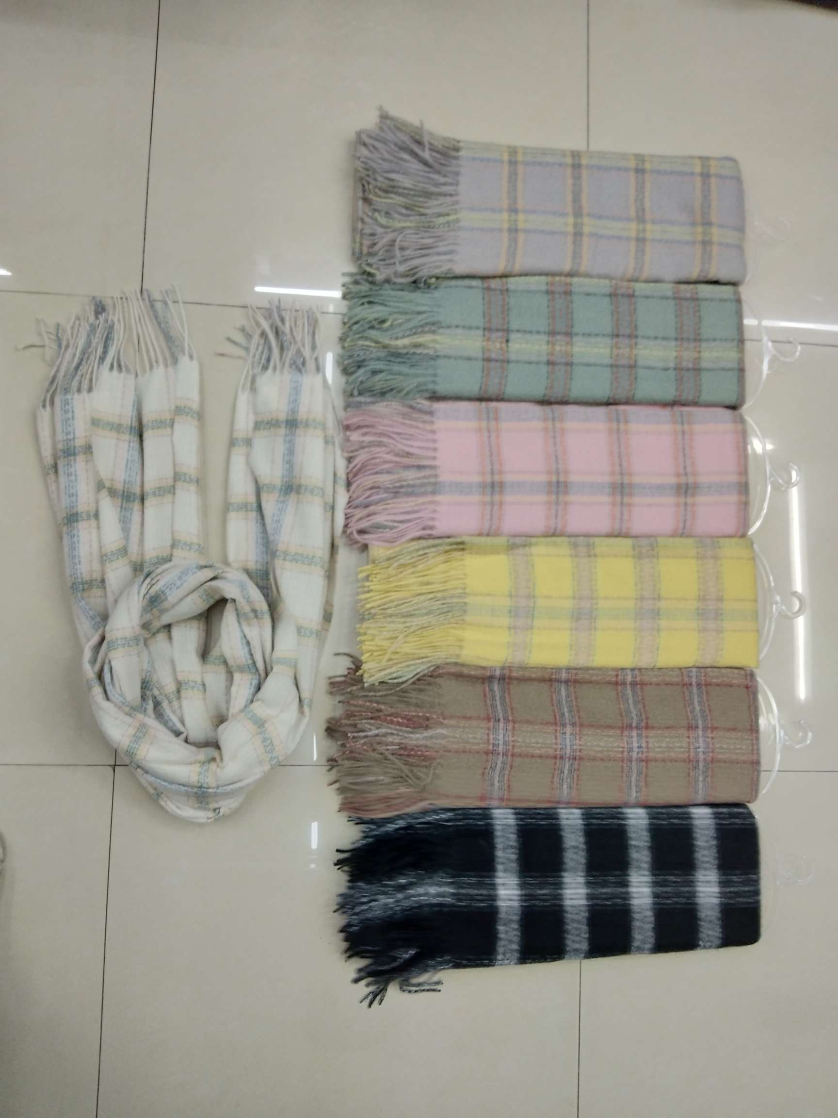 Hazy Transition Plaid Scarf Fringe White Match