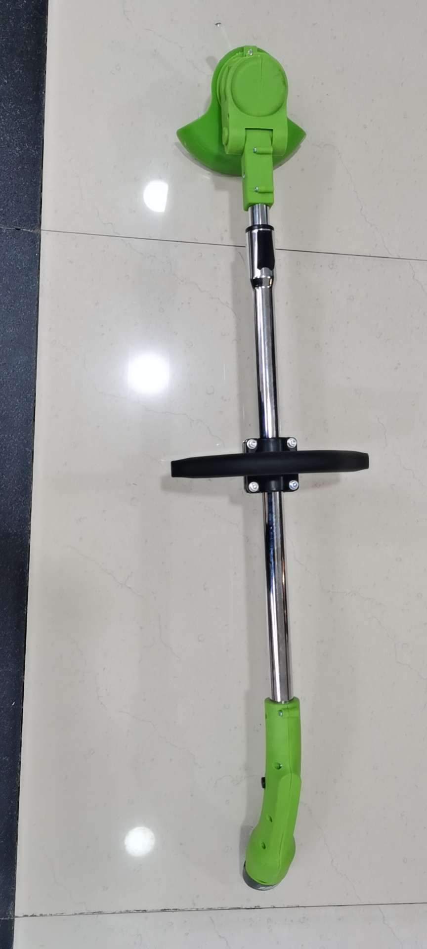 Lithium battery-powered electric lawn mower