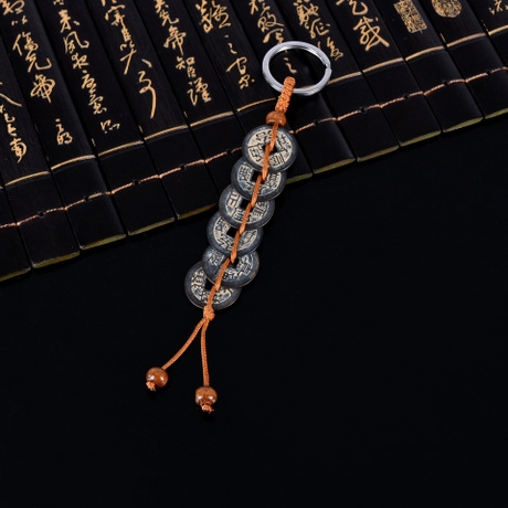 Creative street stall goods: copper coins, five-emperor coins, keychains, straight-lined six-emperor coins, in stock and dispatched by the manufacturer Item Picture