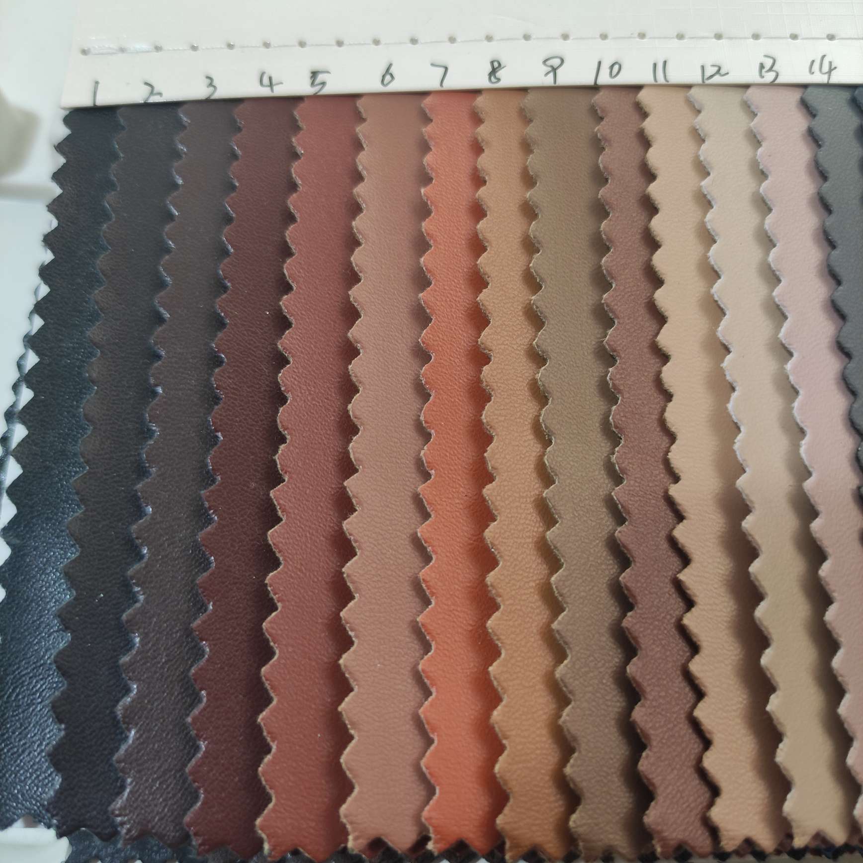 Factory direct sales of high, medium and low-grade leather fabrics imitating cotton fleece napa, best-selling new styles
