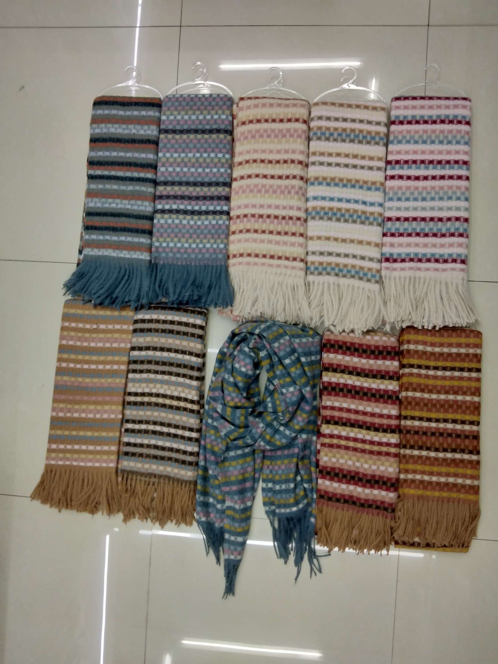 Small Checkered Striped Woolly Scarf