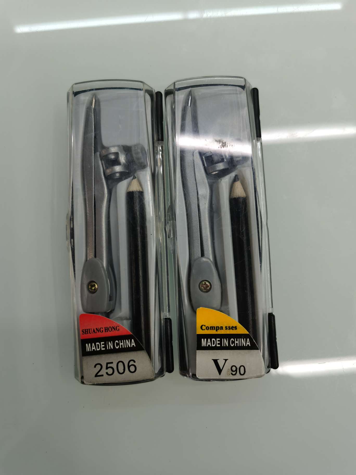 2506 Compass set, drawing tools, drafting instruments Application Scenario