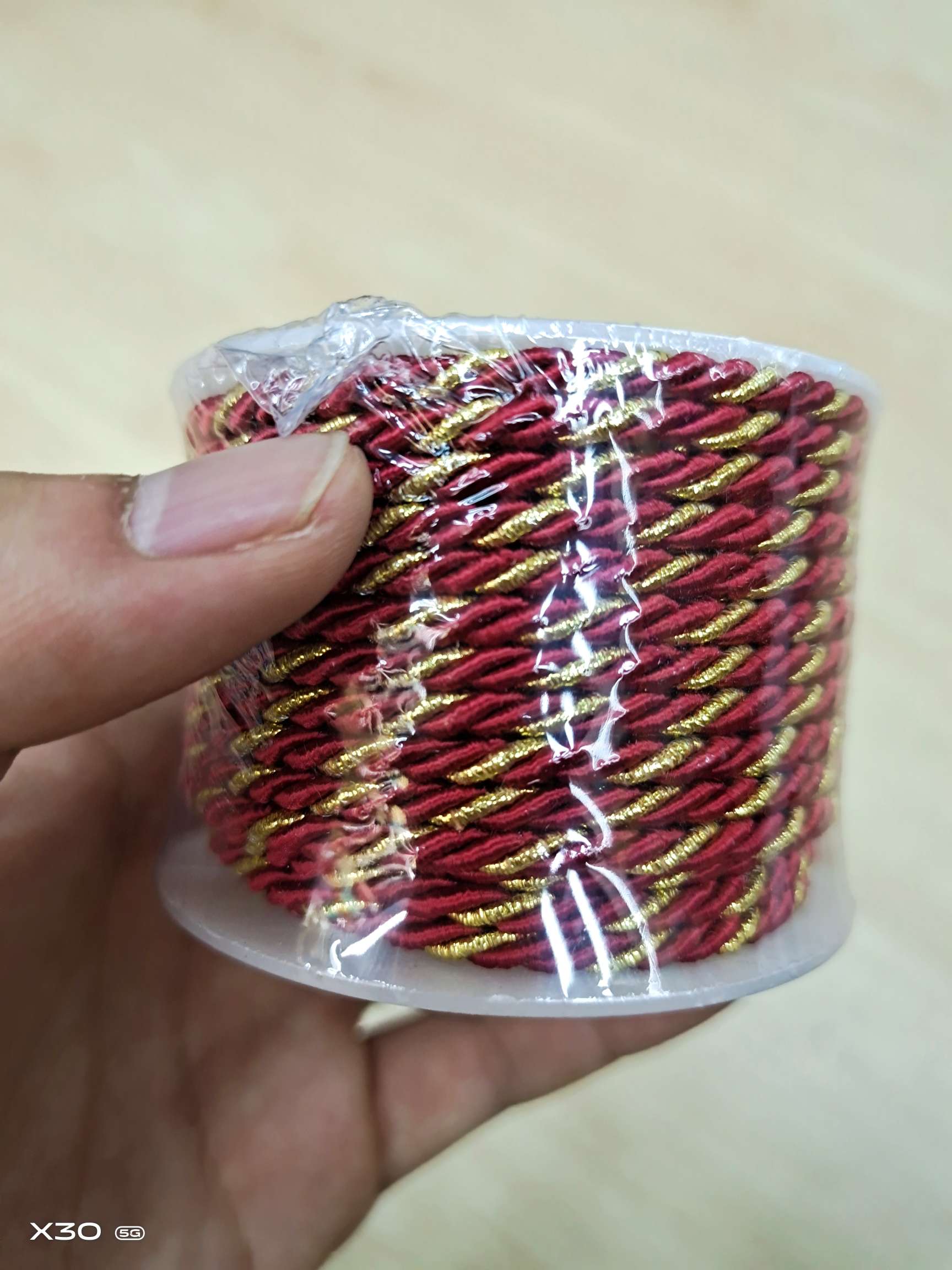 3mm red and gold three-strand rope, curtain rope, clothing accessory rope