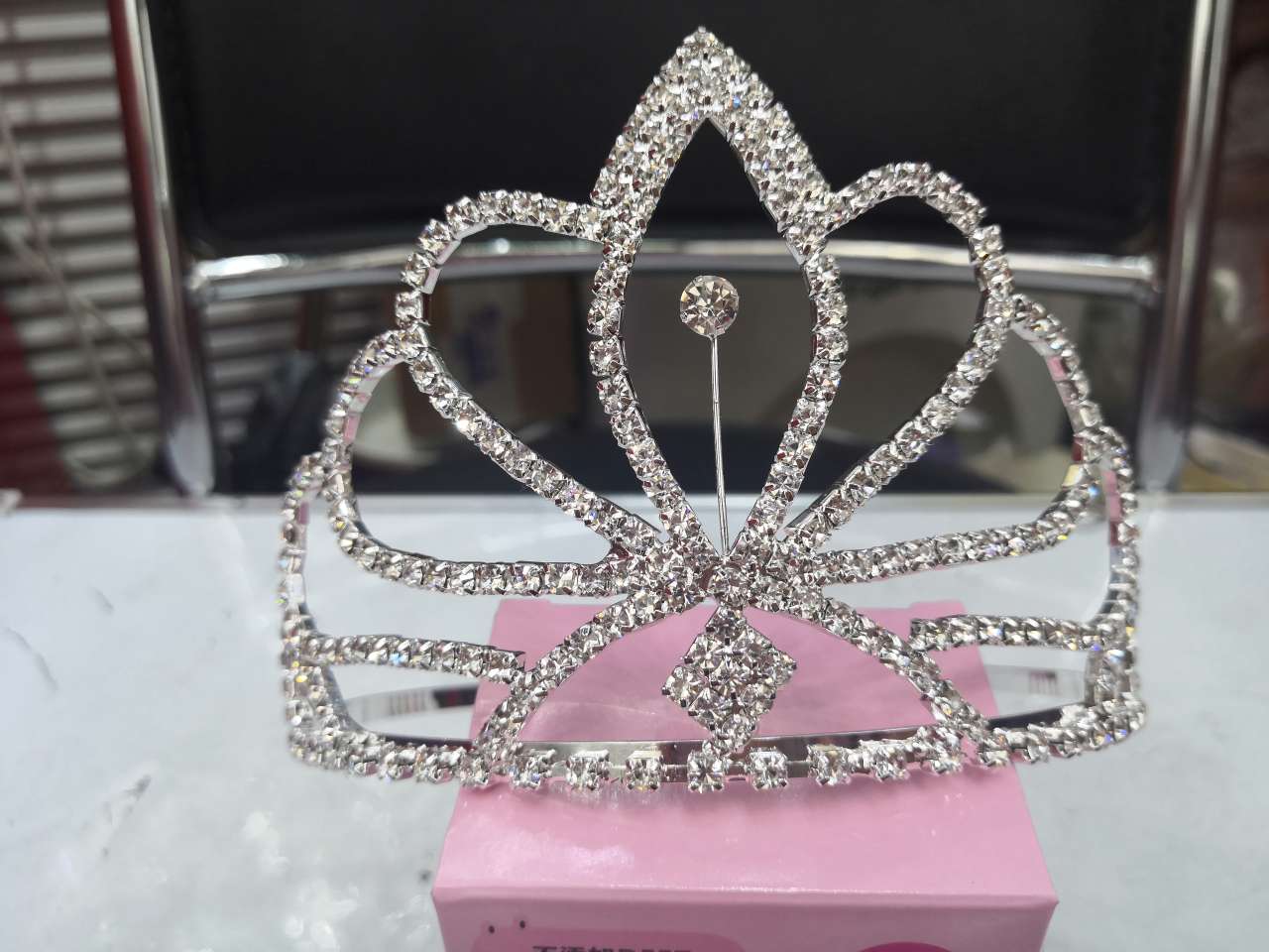 Bride's Crown 4 details Picture
