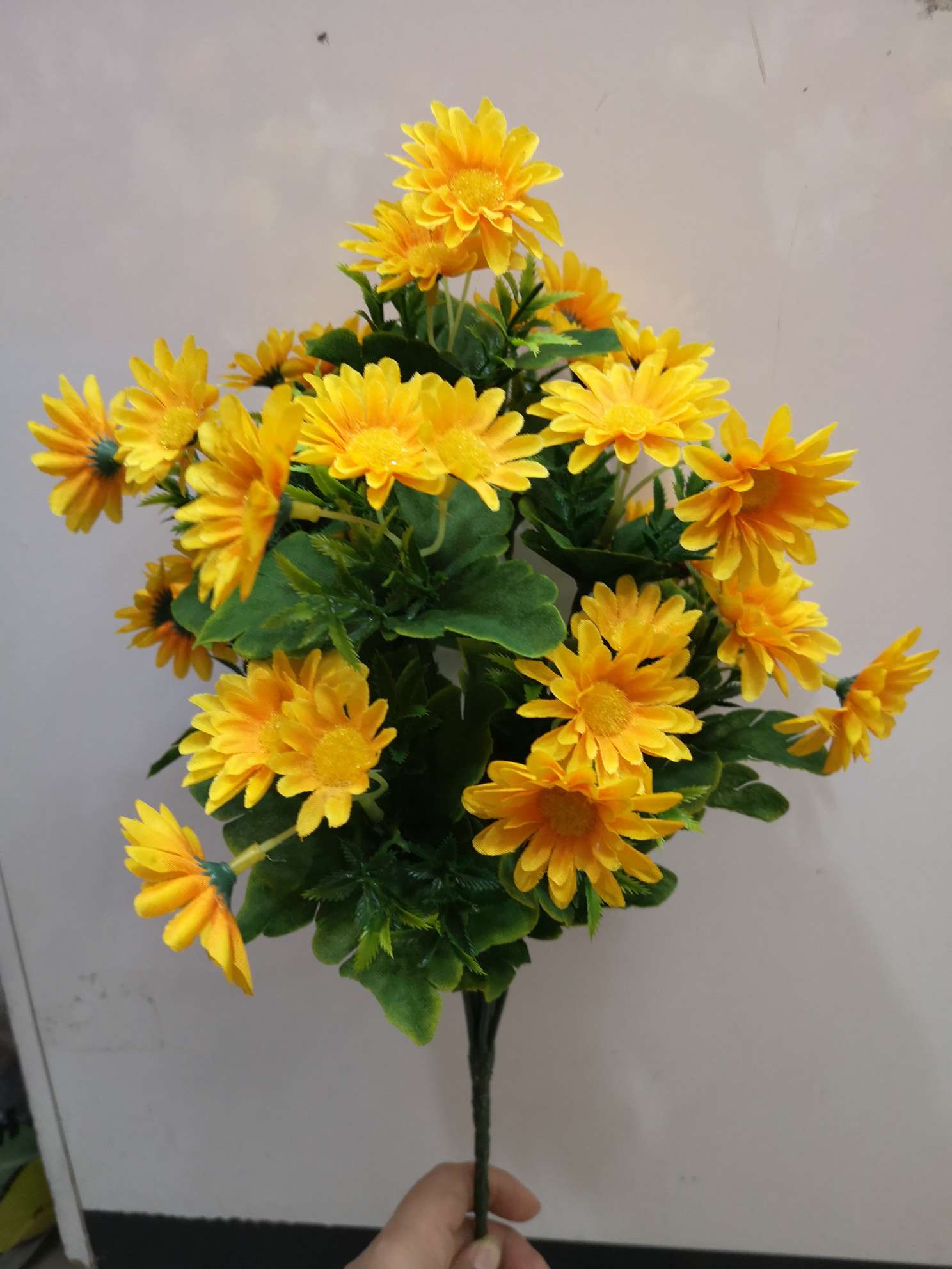 Small chrysanthemum thumbnail