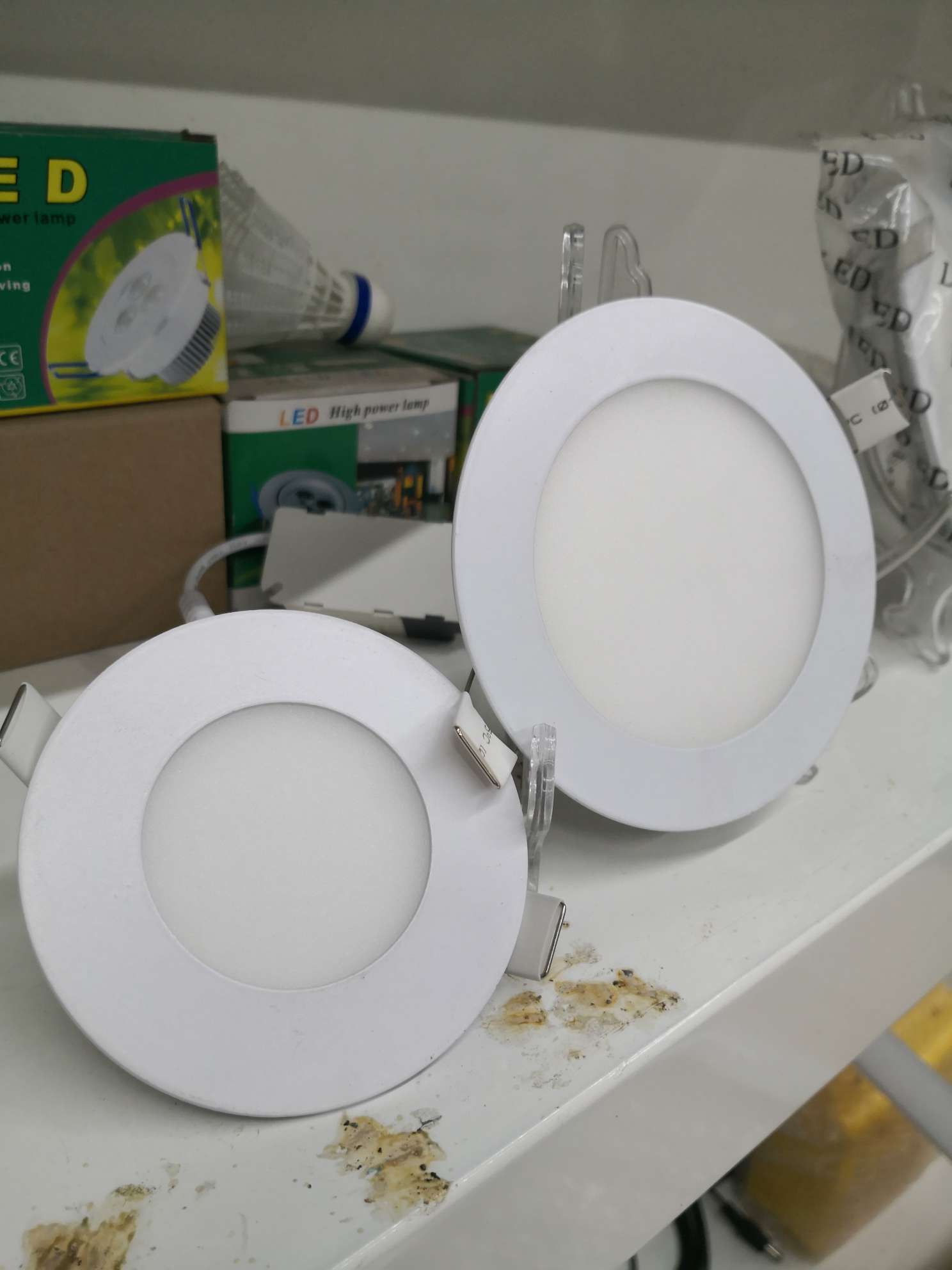 LED die-cast aluminum circular panel light (thin type) 3w - 6W - 100V - 265V, 3w with an outer diameter of 85 and a hole opening of 70, 6W with an outer diameter of 120 and a hole opening of 105