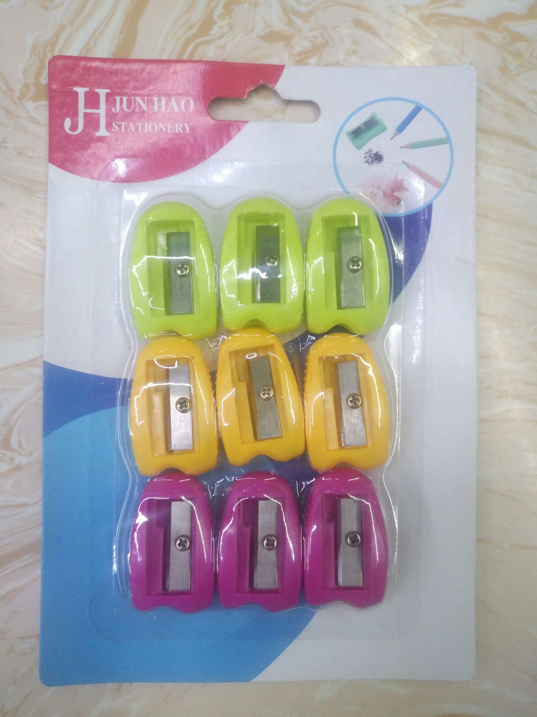 Suction cartridge pencil sharpener thumbnail