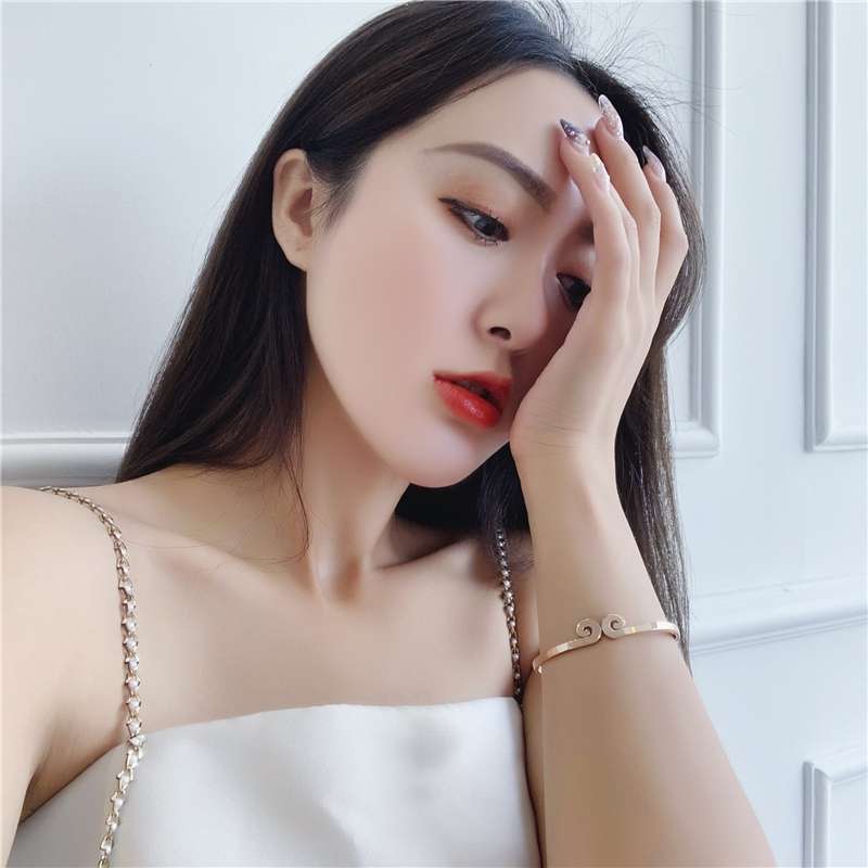 钛钢网红爆款紧箍咒手镯。琪琪钛钢饰品琪琪钛钢饰品详情图6