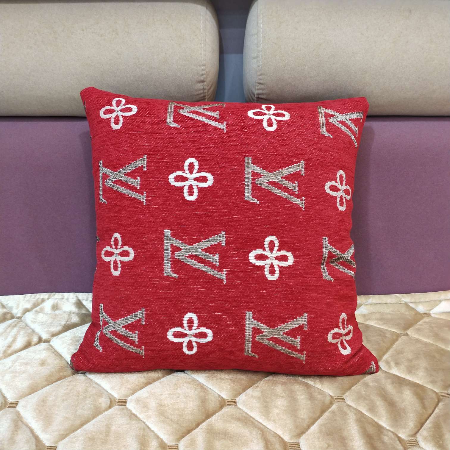 Geometric, simple and modern sofa backrest, car throw pillow, office cushion undefined