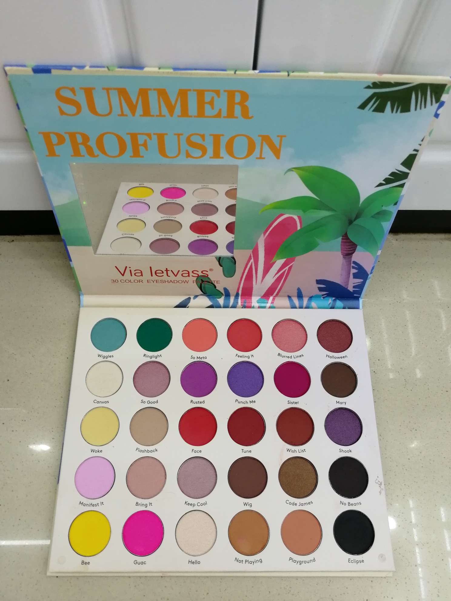 Via Letvass 30 color summer style eye shadow tray thumbnail