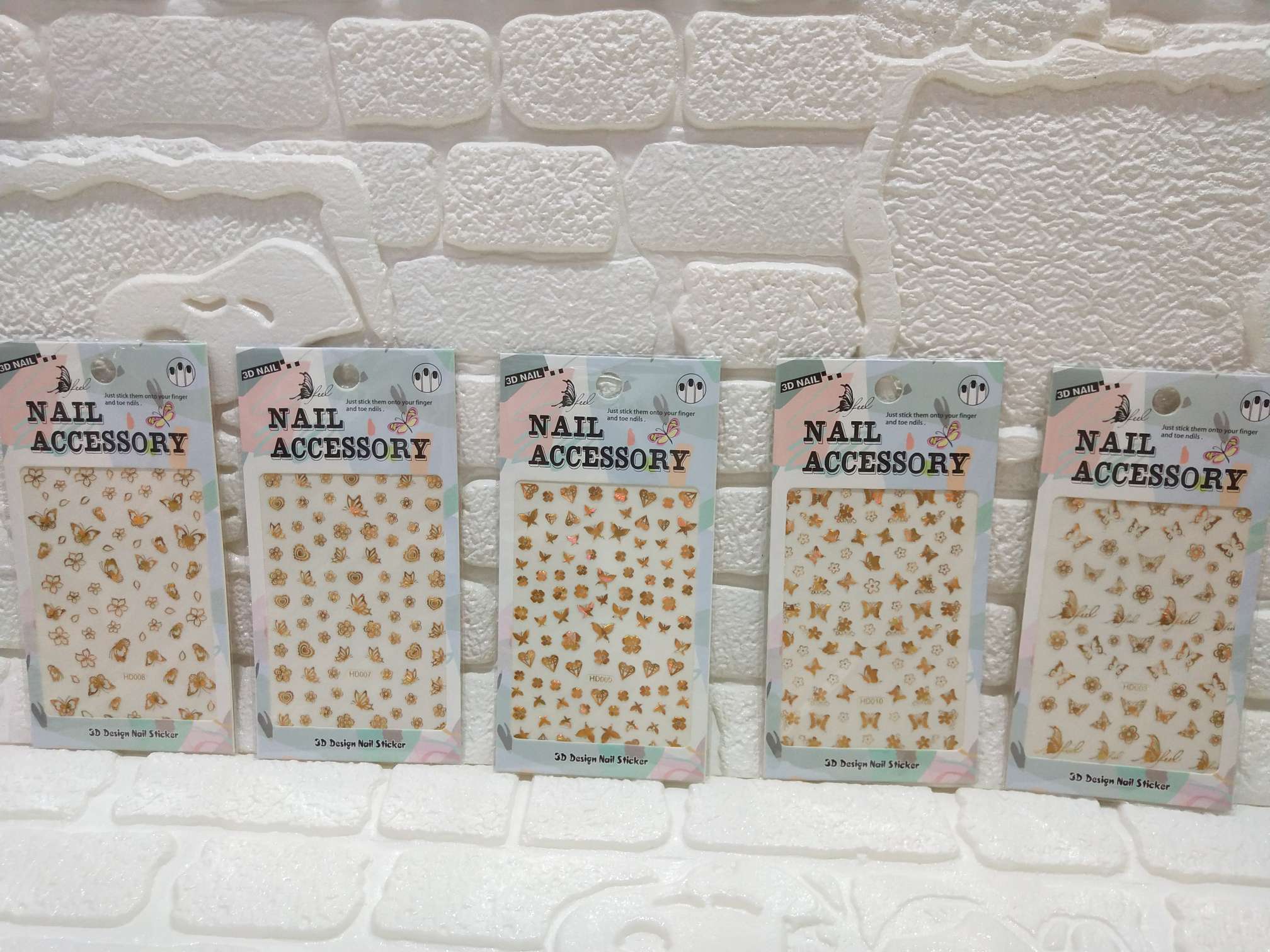Estilo explosivo simulación de uñas etiqueta de mariposa radium ins viento 3D impermeable adorable hot stamping plata color mariposa uñas pegatinas muchos estilos estilos mezclados Application Scenario