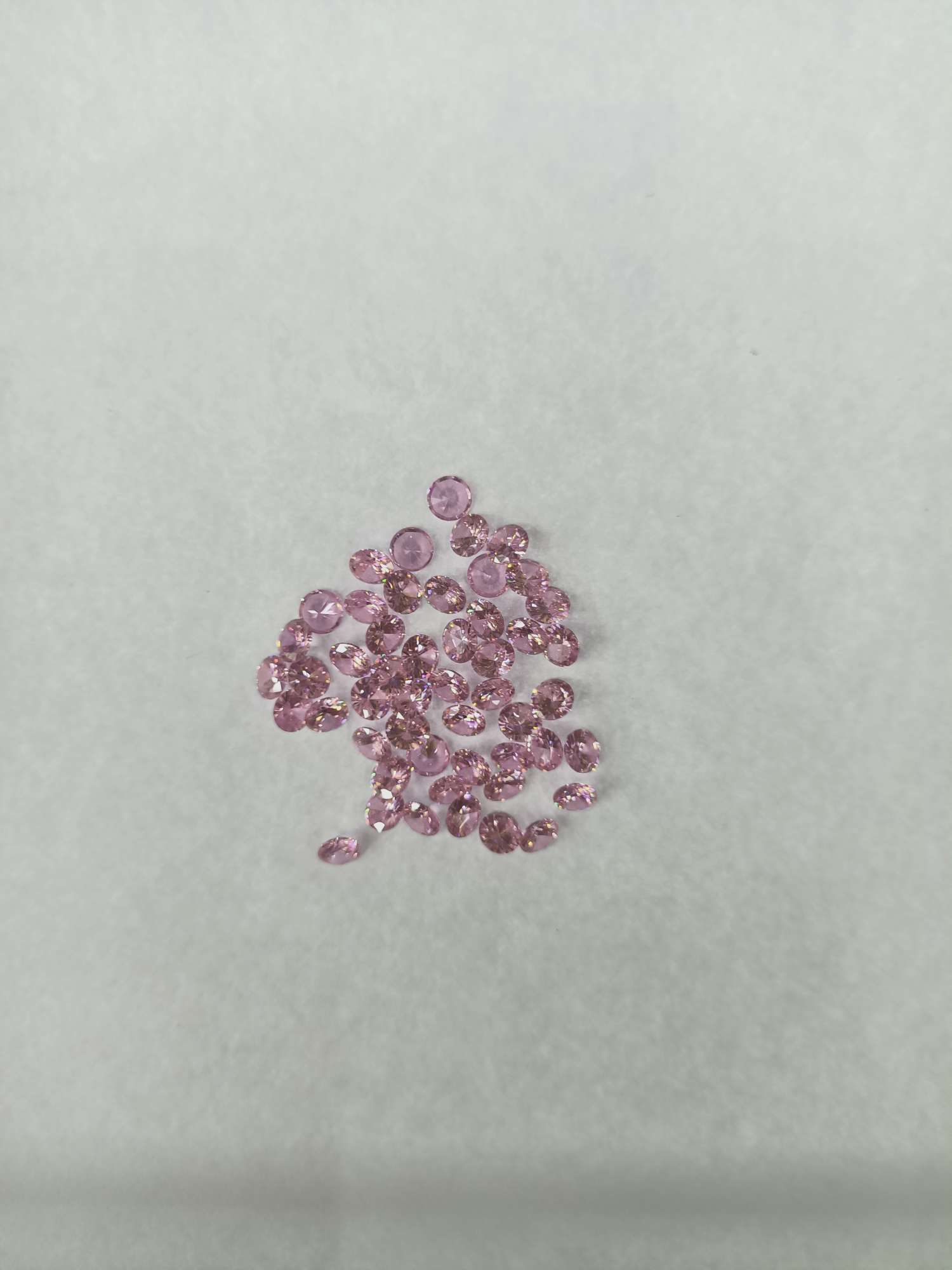 The light pink zircon Xinyao jewelry accessories are a popular DIY item that is cute and charming