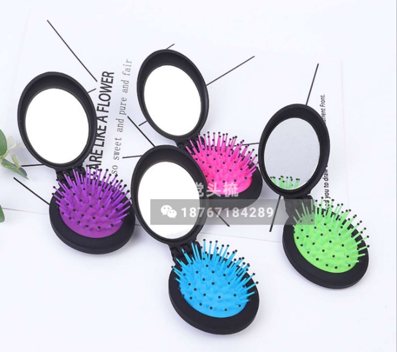 High-End Outlet Mirror Comb Folding Comb Application Scenario