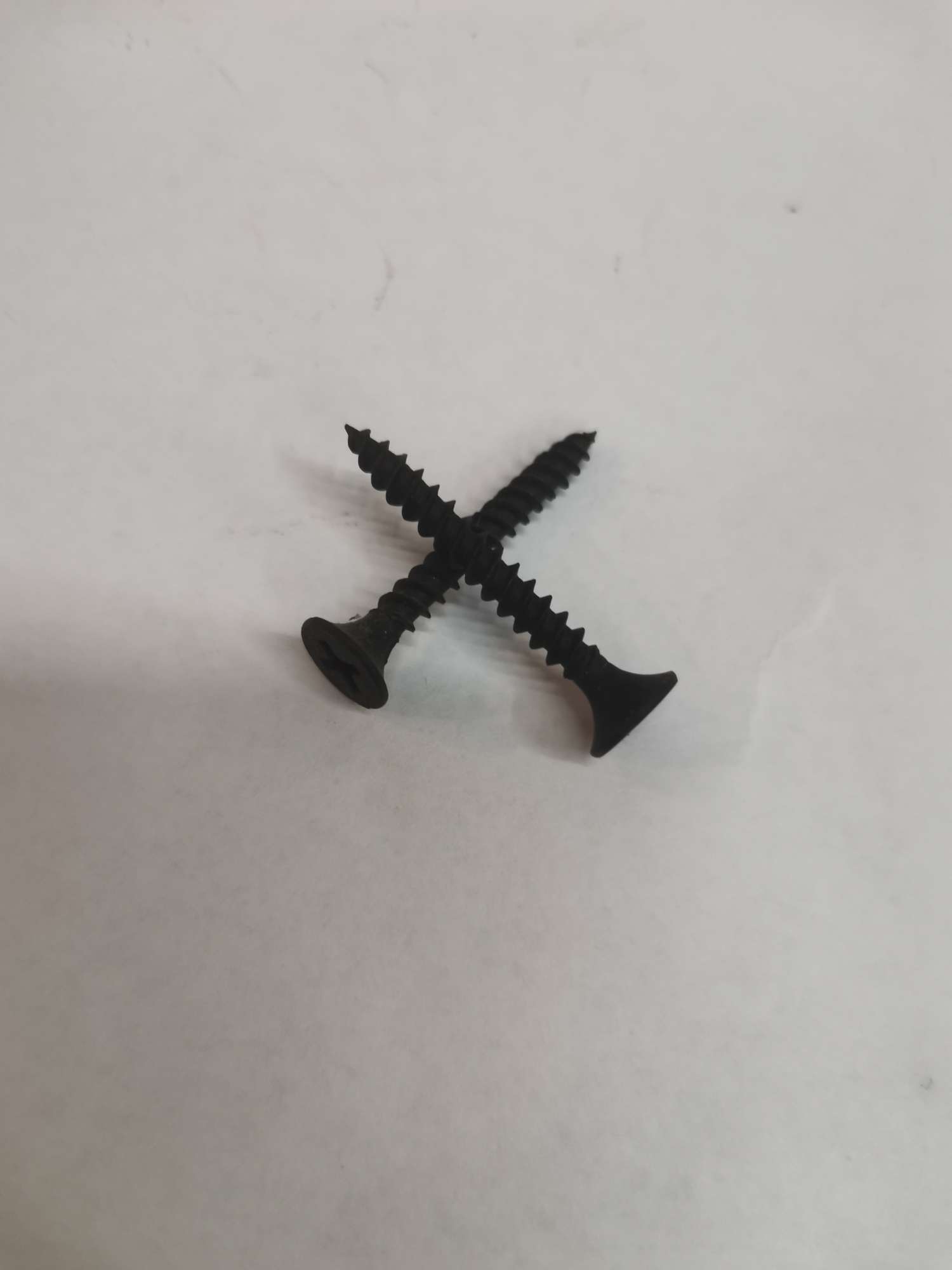 High-strength drywall nails in multiple specifications are available for contact