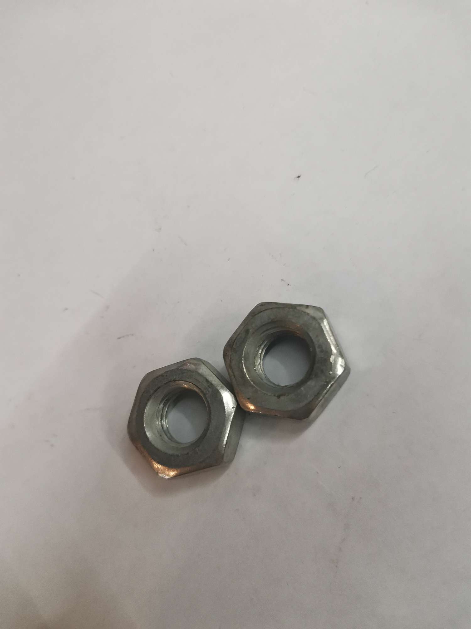 Hexagonal screws and nuts are available in multiple specifications and can be customized Specification image