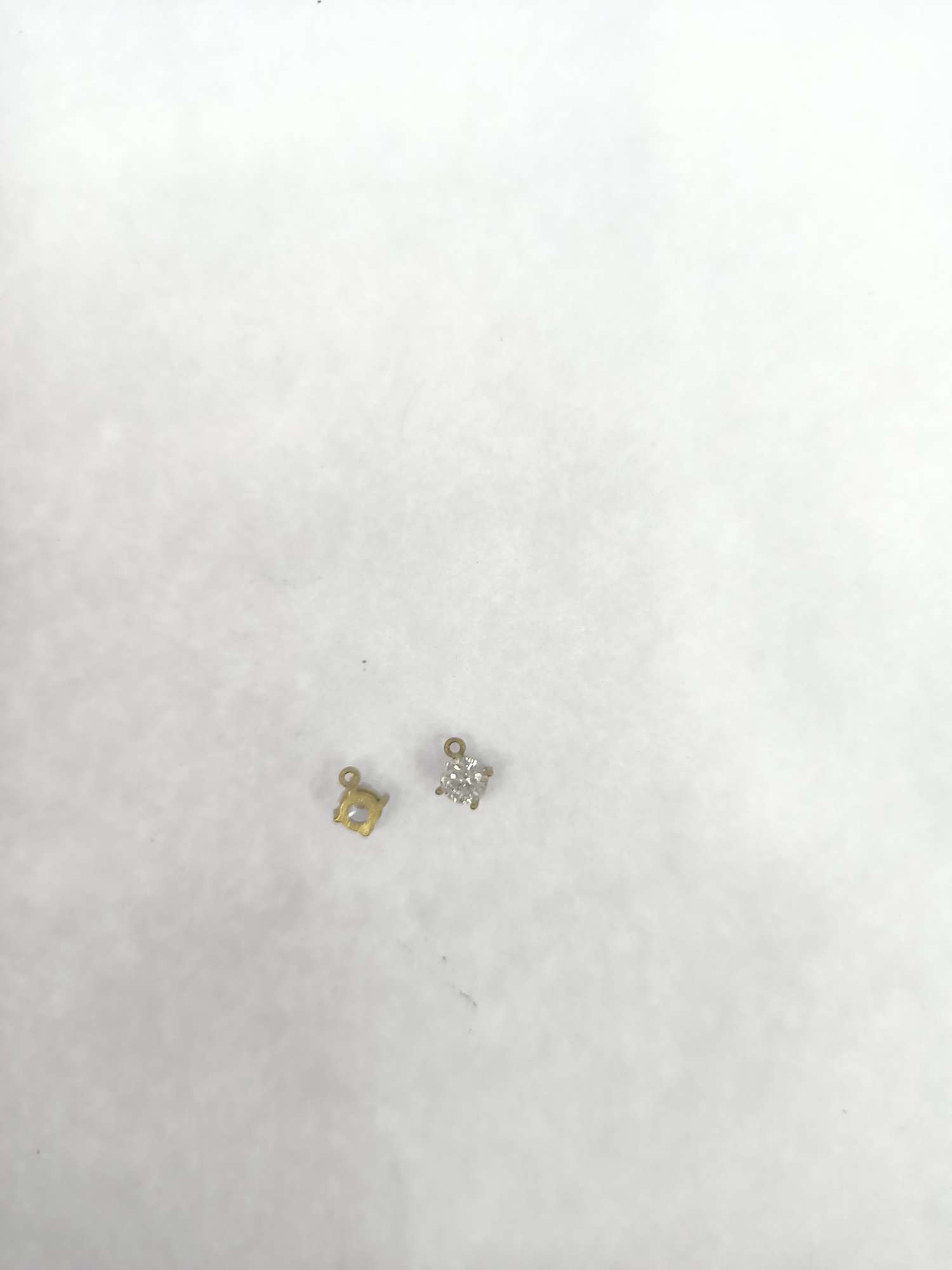 Round accessories from Xinyao jewelry accessories are popular DIY items that are cute and charming details Picture