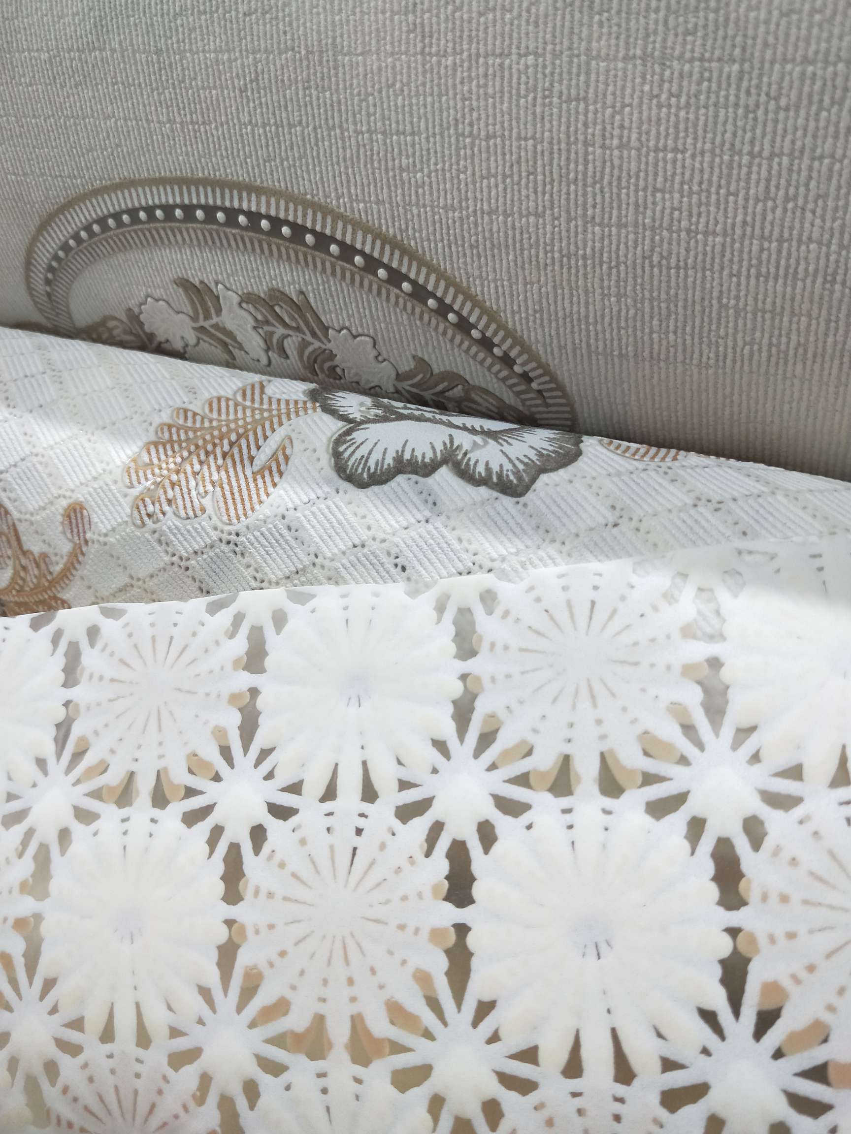 PVC印花台布新款 发泡蕾丝台布专业定制防寒方形桌布台布 厂家直详情图6