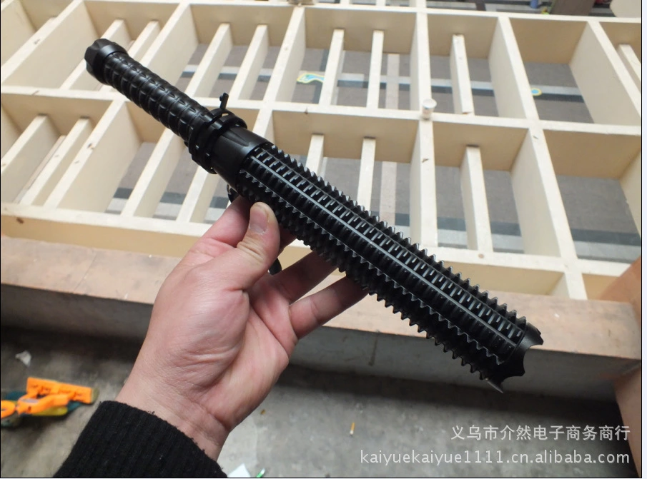 Wholesale of best-selling mace T6 dark retractable high-intensity flashlight outdoor lighting self-defense flashlight gifts undefined