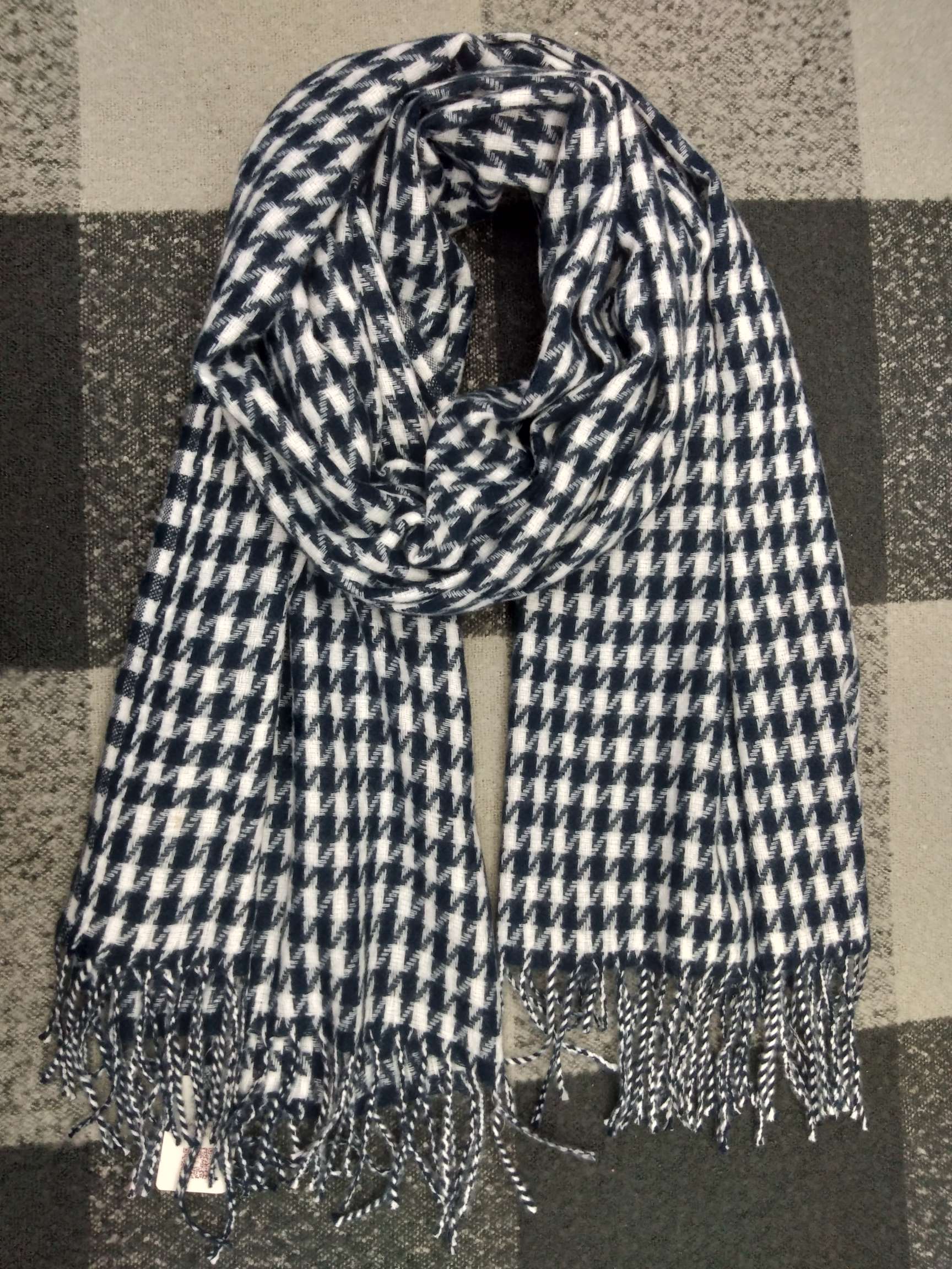 Small Thousand Birds Check Long Scarf