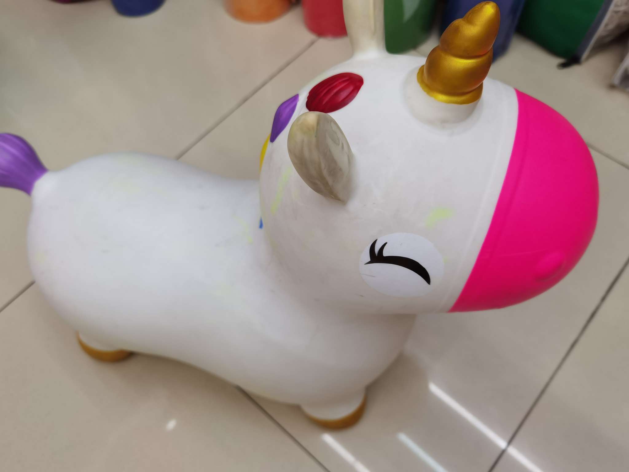 跳跳马系列卡通白色兔子图